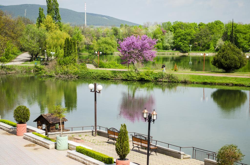 Park Hotel Stara Zagora Buitenkant foto